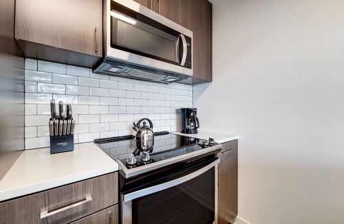 Downtown Jersey City Apartment | Professionally Designed One Bedroom In Jersey City