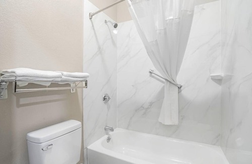 Simpsonville Hotel | Quality Inn Simpsonville - Greenville