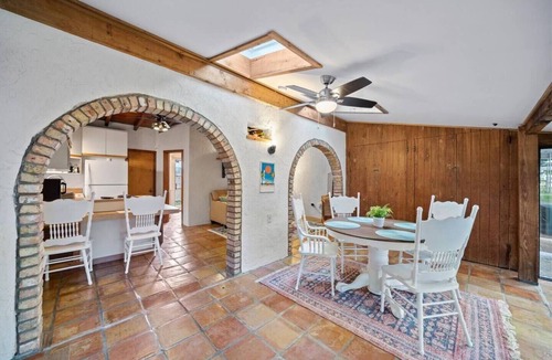 Port Canaveral Cottage | Quiet 1 Bedroom Unit short stroll to the beach