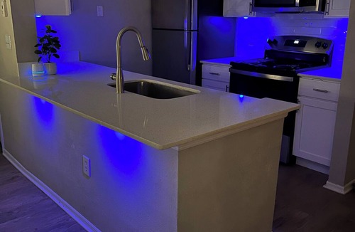 Kirkman South Apartment | Quiet Cozy 2 bedroom Near Universal free parking