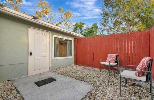 Temple Crest Apartment | Quiet Studio Near Busch Gardens, Fenced Yard & BBQ