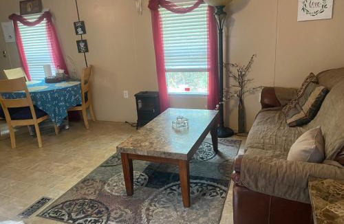 Fellowship House | Rainbow Springs Private 4 acre Country Retreat