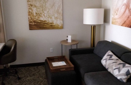 Clearwater Beach Hotel | Rare Find! Three Family-Friendly Units, Pool, Restaurants and Bar