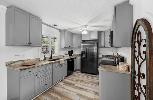 Windy Hill House | Rare NMB Gem | Perfect for Groups | Great Location | Parking for 5