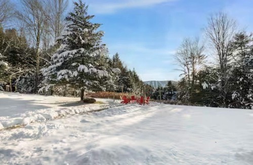 Windham House | Red Feather Lodge