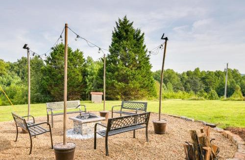 Mill Spring House | Relax Fireside! Home < 1 Mi to Tryon International