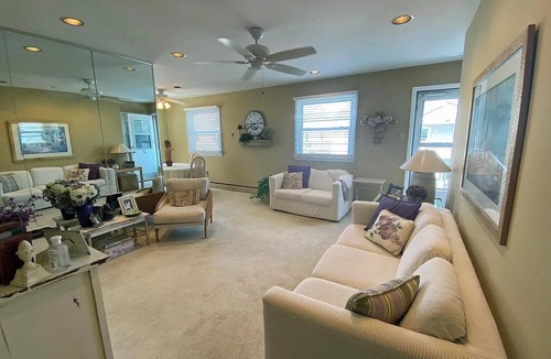 Margate City Condo | Relax in Margate 2BR Condo Two Blocks From Beach & Minutes to Atlantic City