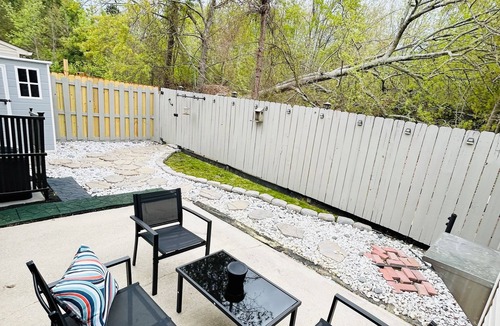 Martinez House | Relax in modern comfort in Augusta!
