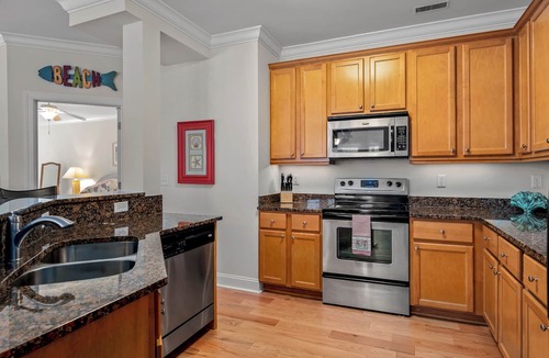 Supply Condo | RELAX in this spacious serene end unit Condo.Pool and dock with club house.