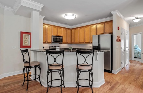 Supply Condo | RELAX in this spacious serene end unit Condo.Pool and dock with club house.