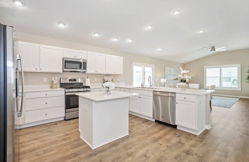 Sumter County House | Relaxing 2BR Villa in Waters Edge located by the newest town square Eastport