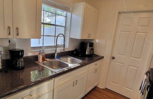 Spring Hill House | Relaxing 3-Bedroom Vacation Home in Spring Hill