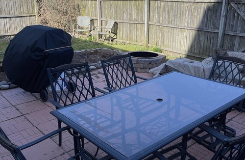 Southend House | Relaxing Beach House Close to Cove Beach. Pet Friendly. Now booking 2026.