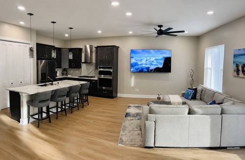 American Beach House | Relaxing Beach Home - Newly Built in 2026. Sleeps up tp 10