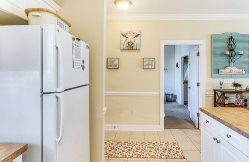 Little River Condo | Relaxing Condo w/Pool Near Beach & Casino