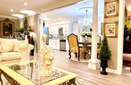 Drayton Condo | Remodeled 1 bedroom shared space, close to everything.Your choice of 2 bedrooms