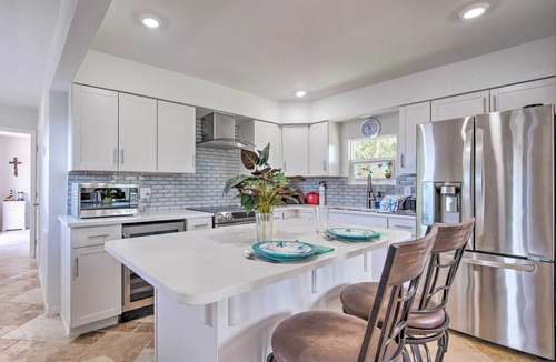 Homosassa House | Remodeled Retreat on Homosassa River Canal!