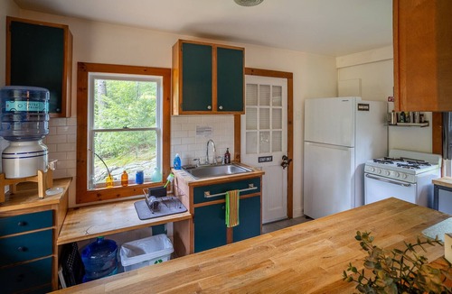 Layton Cabin | Remote Waterfall Cabin at Swiftwater Acres