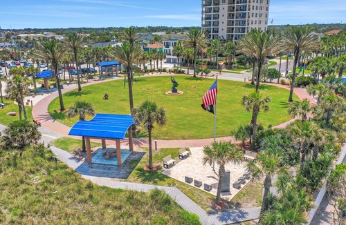 Jacksonville Beach Condo | Renovated Condo With Ocean Views, Pool, & Beach Access