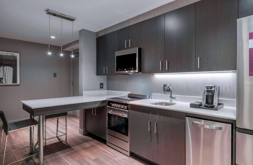 Weehawken Hotel | Residence Inn by Marriott Weehawken