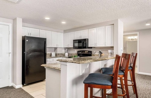 Seabreeze Historic District Resort | Resort Managed Wyndham Ocean Walk - 2BR Deluxe Pools, Lazy River, Beach + More.