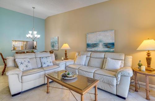 Trailer Estates House | Resort-Style Condo 6 Mi to Bradenton Beach!