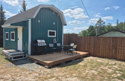 Kenora Cabin | "Rest a While" Tiny House Cabin, West Side of Kenora Ontario