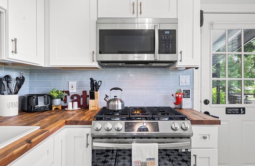 Safety Harbor House | Retreat off Main Street
