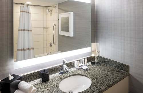 City Center Hotel | Richmond Marriott
