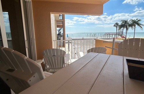 Redington Beach Condo | Right on the Beach, 2 bedroom Condo. Beautiful sunsets on Redington Beach