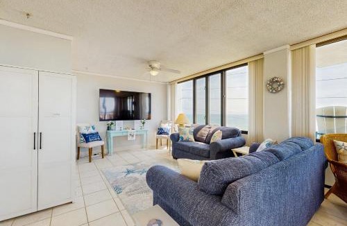 Flagler Beach House | Right on the Shores, Apt 306 | Condo in Flagler Beach with pool & tennis access