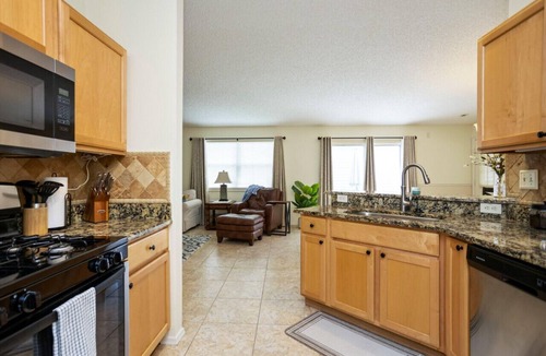 The Villages Villa | Riley Sunshine Retreat (Ashland)