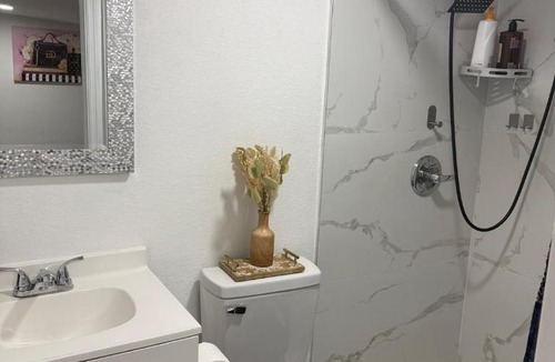 Pinecrest West Park Apartment | Rincón del Paseo, a spectacular and cozy place