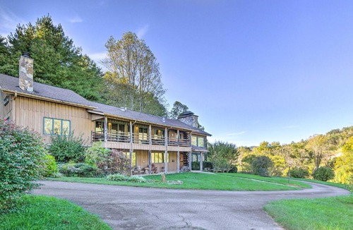 Cullowhee Villa | River Access, Mtn Views! All-Season Cullowhee Base