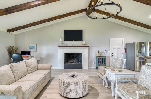 St. Augustine House | River Manor-Boat Lift-Pet Friendly-Riverfront-Gym-Cinema-Fire pit