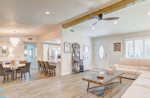 Old Seminole Heights House | River Paradise in the Heart of Tampa