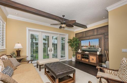 North Causeway House | Riverfacing Townhome in The Village at New Smyrna Marina - 19 Old Feger