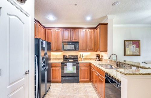 Palm Coast Apartment | Riverfront Palm Coast Getaway w/Resort Amenities!