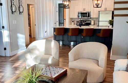 Downtown Tampa Condo | Riverwalk Condo 1 Bedroom Suite Balcony Water Views
