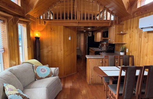 Pierson Cabin | Rural Cabin Near Speedways, Beaches & Attractions