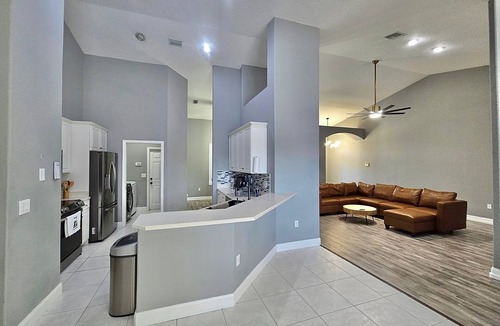 Silver Lake House | Rustic Modern Retreat w/Private Pool – Leesburg