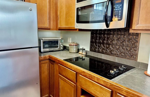 Town of Hounsfield Apartment | Sackets Harbor Lakeside Retreat +Central