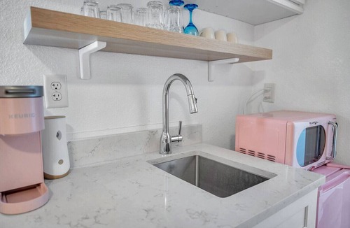 North Redington Beach Apartment | Salt Water Suites - #12 Flamingo