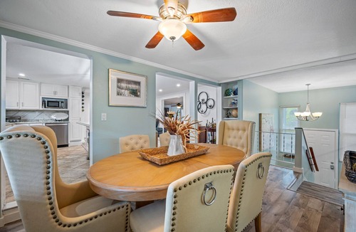 Pinellas Park House | Salt Water Home (10 min away from the madeira beach)