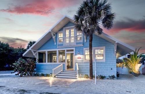 Anna Maria House | Salty Sister - 302