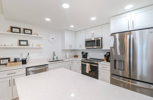 Crescent Beach Condo | Sand Dollar 3-405 Direct Oceanfront Three Bedroom Condo