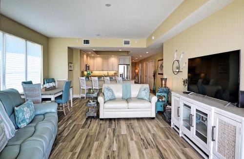 Clearwater Beach Apartment | Sandpiper's Cove 303 Waterfront 3 Bedroom 2 Bathroom - Sandpiper's Cove 23146