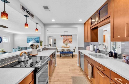 Sarasota Springs House | Sapphire Cove | Private Heated Pool + Hot Tub