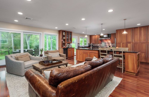 Blawenburg House | Sauna Barn Wellness Retreat on 2 Acres