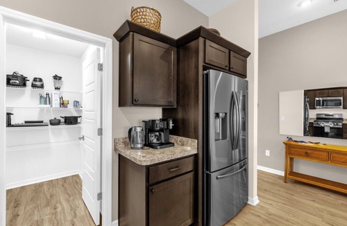 Wildwood Villa | Scenic Comfort & Village Vibes
